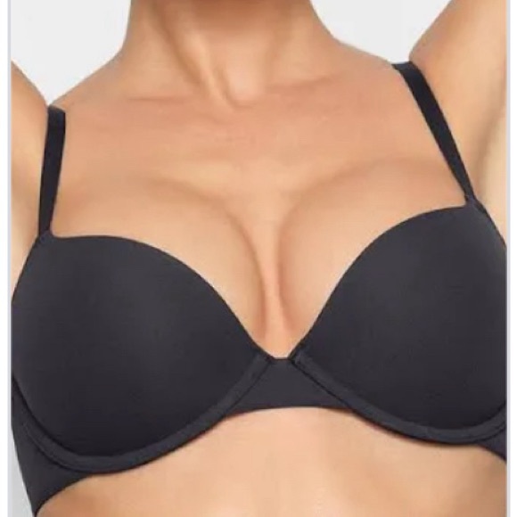 Skims 32B push-up, t-shirt everyday bra NWT - Picture 2 of 5